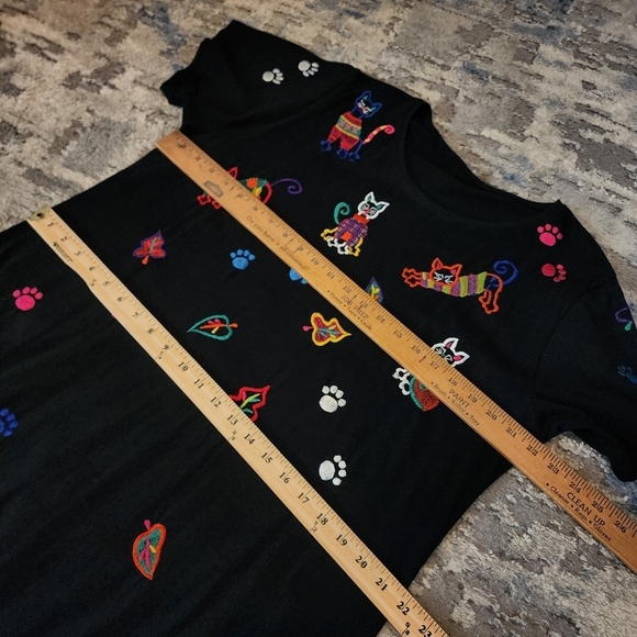 Embroidered Cats black maxi dress. Estimated size large - Picture 15 of 16